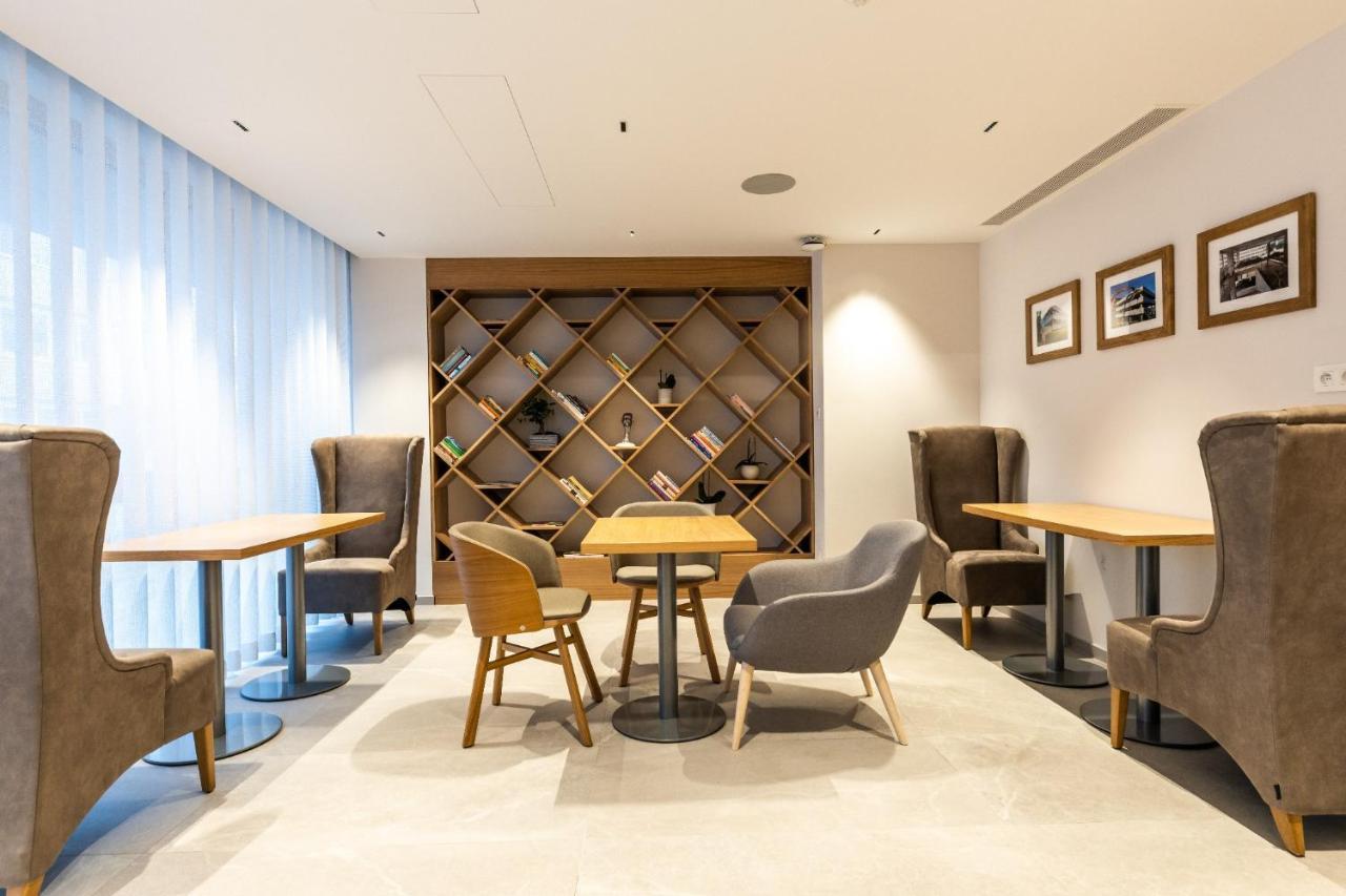 Raj Zdravia Hotell Bratislava Exteriör bild