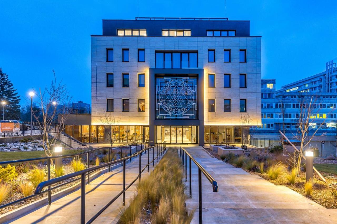 Raj Zdravia Hotell Bratislava Exteriör bild