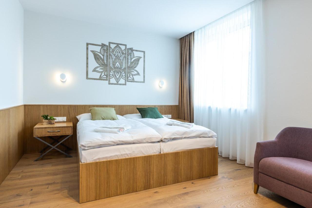 Raj Zdravia Hotell Bratislava Exteriör bild