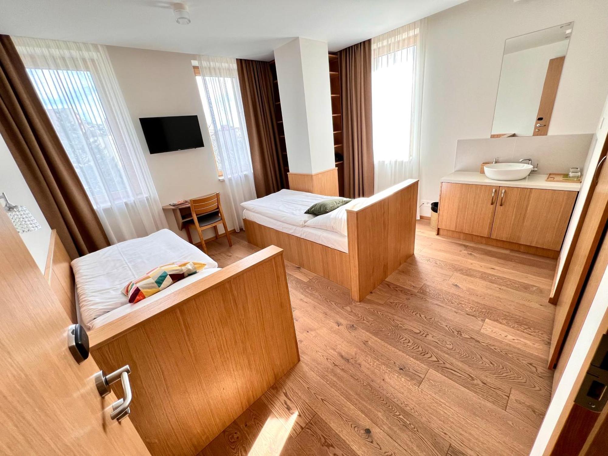 Raj Zdravia Hotell Bratislava Exteriör bild