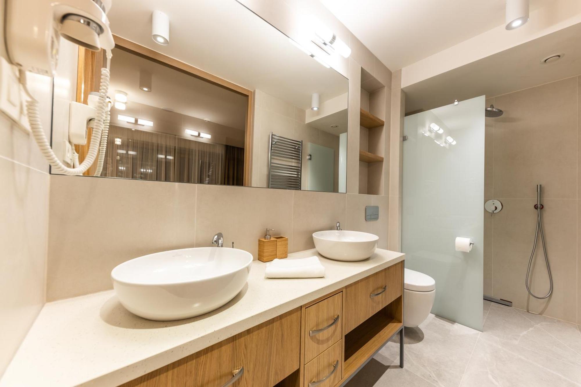 Raj Zdravia Hotell Bratislava Exteriör bild